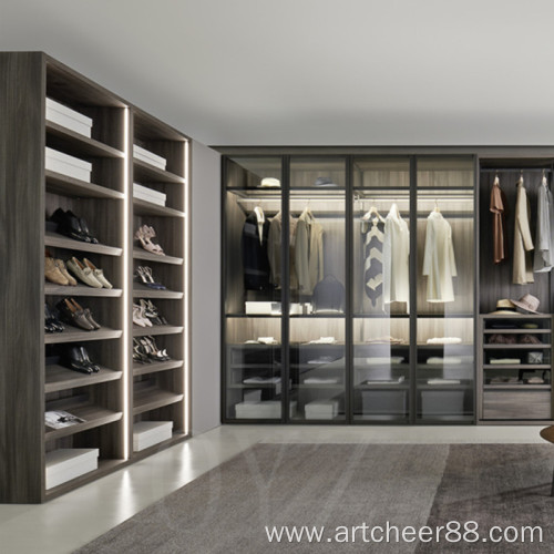 Glass wardrobe proliform style